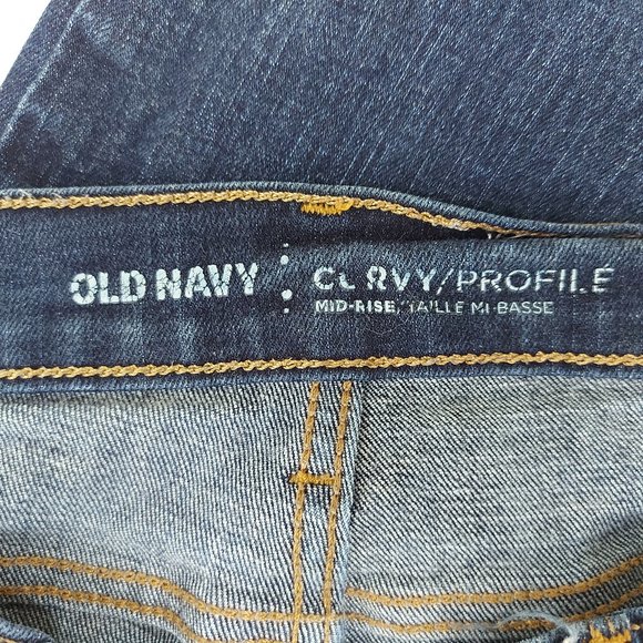 Old Navy Curvy Profile Mid-Rise Jeans - Picture 3 of 4